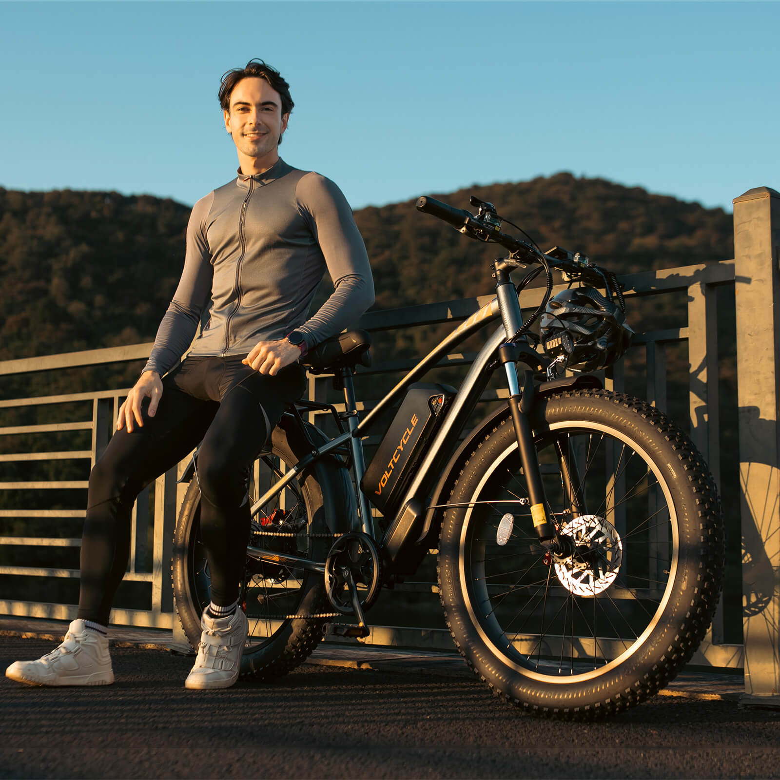 VOLTCYCLE F01 48V 750W 18.2Ah Electric Bike